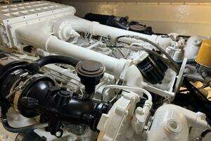1995 Viking 58 Convertible thumbnail 74