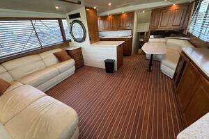1995 Viking 58 Convertible thumbnail 15
