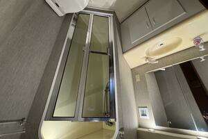 1995 Viking 58 Convertible thumbnail 43