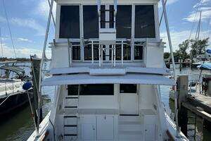 1995 Viking 58 Convertible thumbnail 9