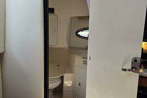 2007 Fountain 38 Express Cruiser thumbnail 16