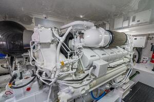 2025 Viking 58 Convertible GAME ON