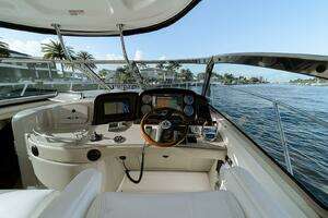 2008 Sea Ray 44 Sundancer thumbnail 11
