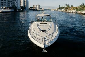 Le French Kiss 44ft Sea Ray Yacht For Sale