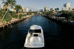 Le French Kiss 44ft Sea Ray Yacht For Sale