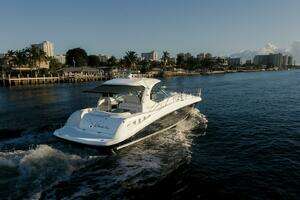2008 Sea Ray 44 Sundancer thumbnail 7