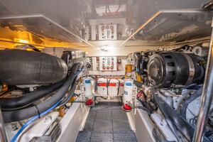 Manana 43ft Egg Harbor Yacht For Sale