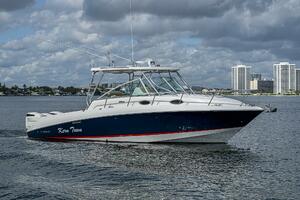 KERNTOWN 34ft Wellcraft Yacht For Sale