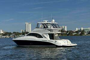 2007 Sea Ray 58 Sedan Bridge thumbnail 1