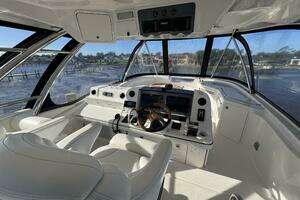 2007 Sea Ray 58 Sedan Bridge thumbnail 22