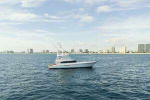 2007 Merritt 72 Sportfish Convertible thumbnail 4