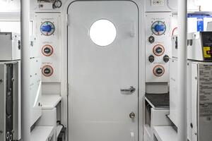 HT HOOK 72ft Merritt Yacht For Sale