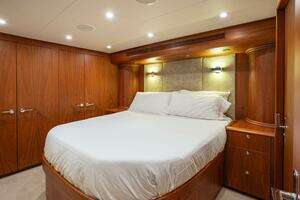 2007 Merritt 72 Sportfish Convertible thumbnail 17