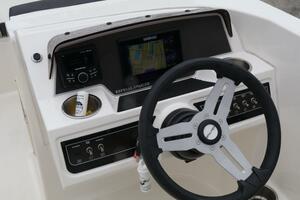 22ft Bayliner Yacht For Sale