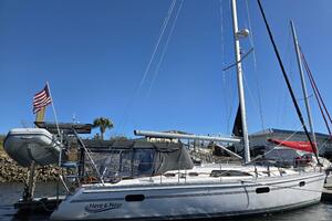 Here  amp  Now 44ft Catalina Yacht For Sale