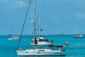 Here  amp  Now 44ft Catalina Yacht For Sale