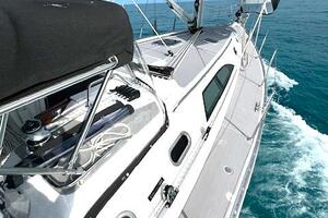 Here  amp  Now 44ft Catalina Yacht For Sale