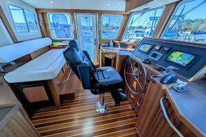 2015 American Tug thumbnail 19