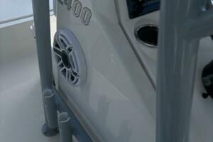 24ft Pathfinder Yacht For Sale