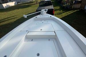 24ft Pathfinder Yacht For Sale