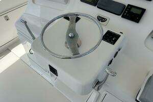 2005 Ocean Yachts 50 Super Sport thumbnail 9