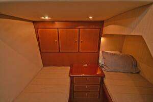 2005 Ocean Yachts 50 Super Sport thumbnail 31