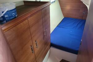 33ft Hunter Yacht For Sale