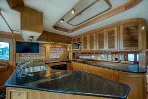 2009 Marlow Explorer thumbnail 11