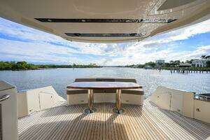 2016 Marquis 660 Sport Yacht thumbnail 35