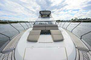 2016 Marquis 660 Sport Yacht thumbnail 38