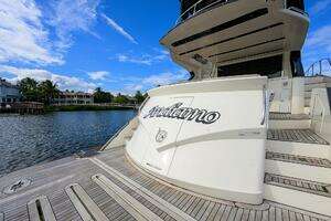 2016 Marquis 660 Sport Yacht thumbnail 40