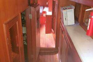 1985 Celestial Center Cockpit thumbnail 6
