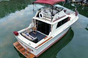 1979 Silverton 34 Convertible thumbnail 6