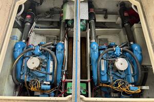 34ft Silverton Yacht For Sale