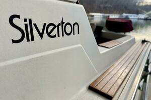 1979 Silverton 34 Convertible thumbnail 153