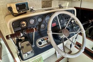 34ft Silverton Yacht For Sale