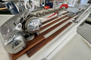 34ft Silverton Yacht For Sale