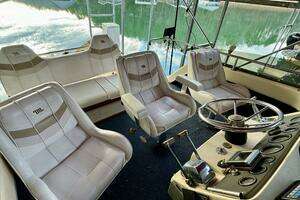 1979 Silverton 34 Convertible thumbnail 98