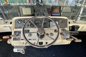 34ft Silverton Yacht For Sale