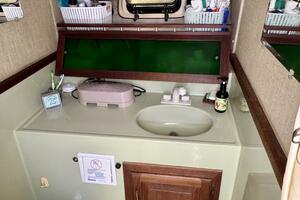 34ft Silverton Yacht For Sale