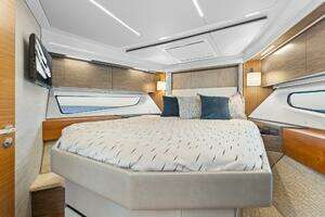 2019 Tiara Yachts C49 Coupe thumbnail 22