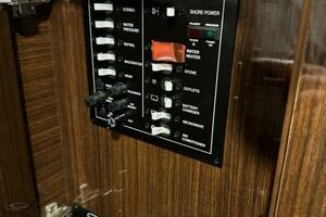 28ft Regal Yacht For Sale