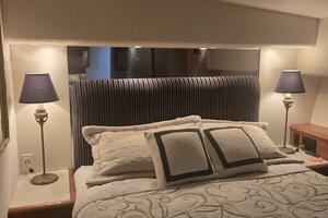 Viking 55 DOUBLE NICKEL - Master Stateroom