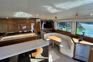 Viking 55 DOUBLE NICKEL - Salon/Galley