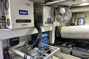 Viking 55 DOUBLE NICKEL - Engine Room