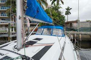 2020 Beneteau 46.1 thumbnail 10