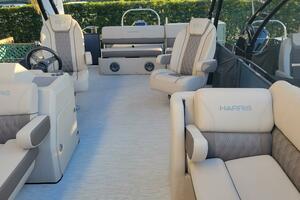 Photo 5922446 for 2023 Harris 250 Sunliner Sport  