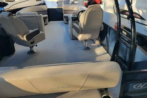 Photo 5922436 for 2023 Harris 250 Sunliner Sport  