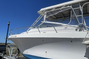 32ft Pro Line Yacht For Sale