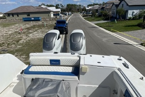 32ft Pro Line Yacht For Sale